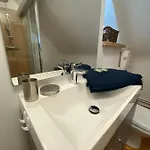 La En Baie Bed & Breakfast 3*